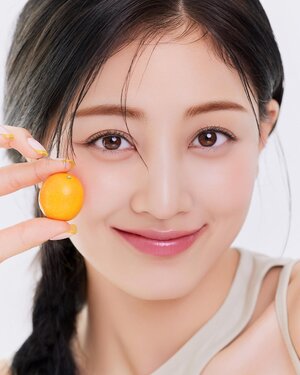 TWICE Jihyo for Milk Touch 2024 - Jeju Citrus Sunki First Essence & Vitamin Serum