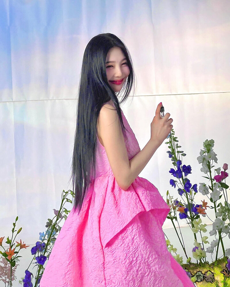 240505 Red Velvet Joy Instagram Update documents 5