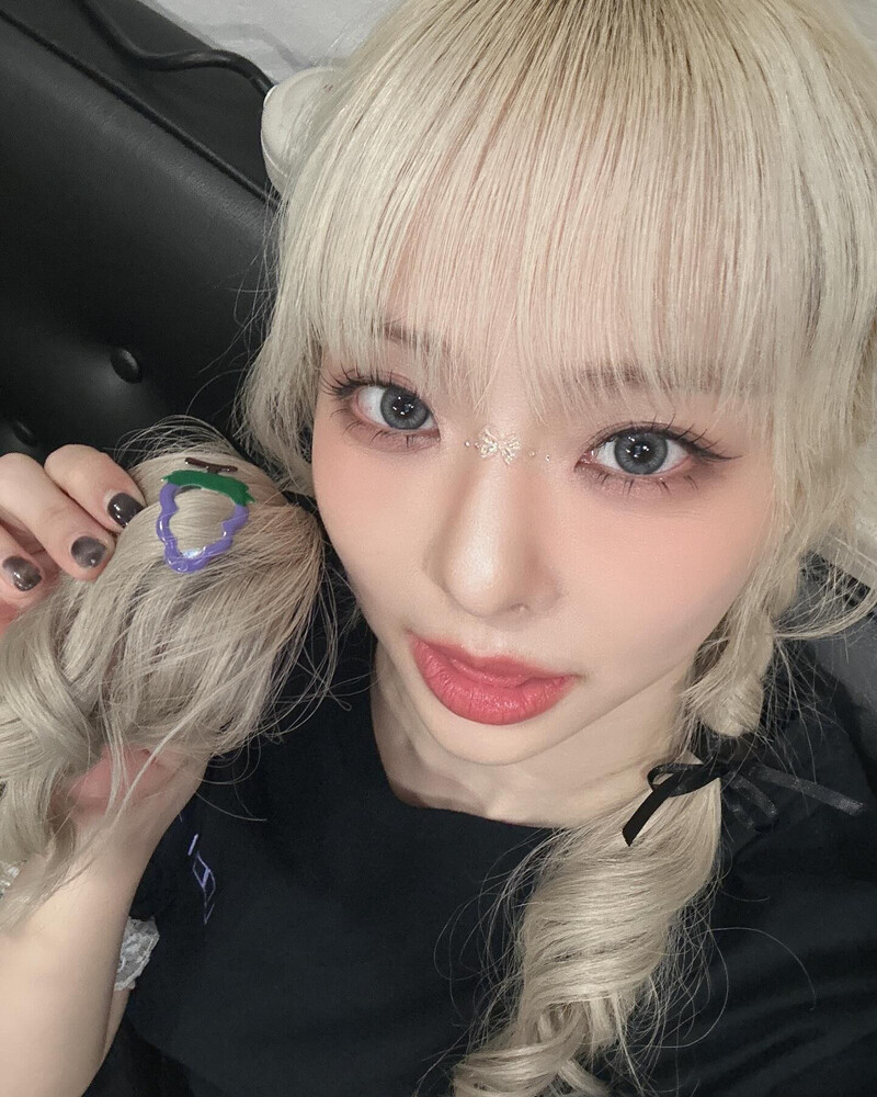 241027 - ViVi Instagram Update documents 4