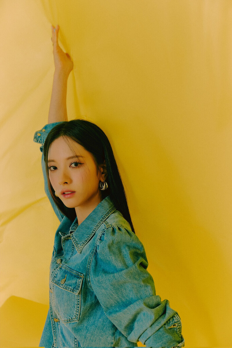 WJSN Bona for Universe's 'Feel the Breeze' Photoshoot 2022 documents 1