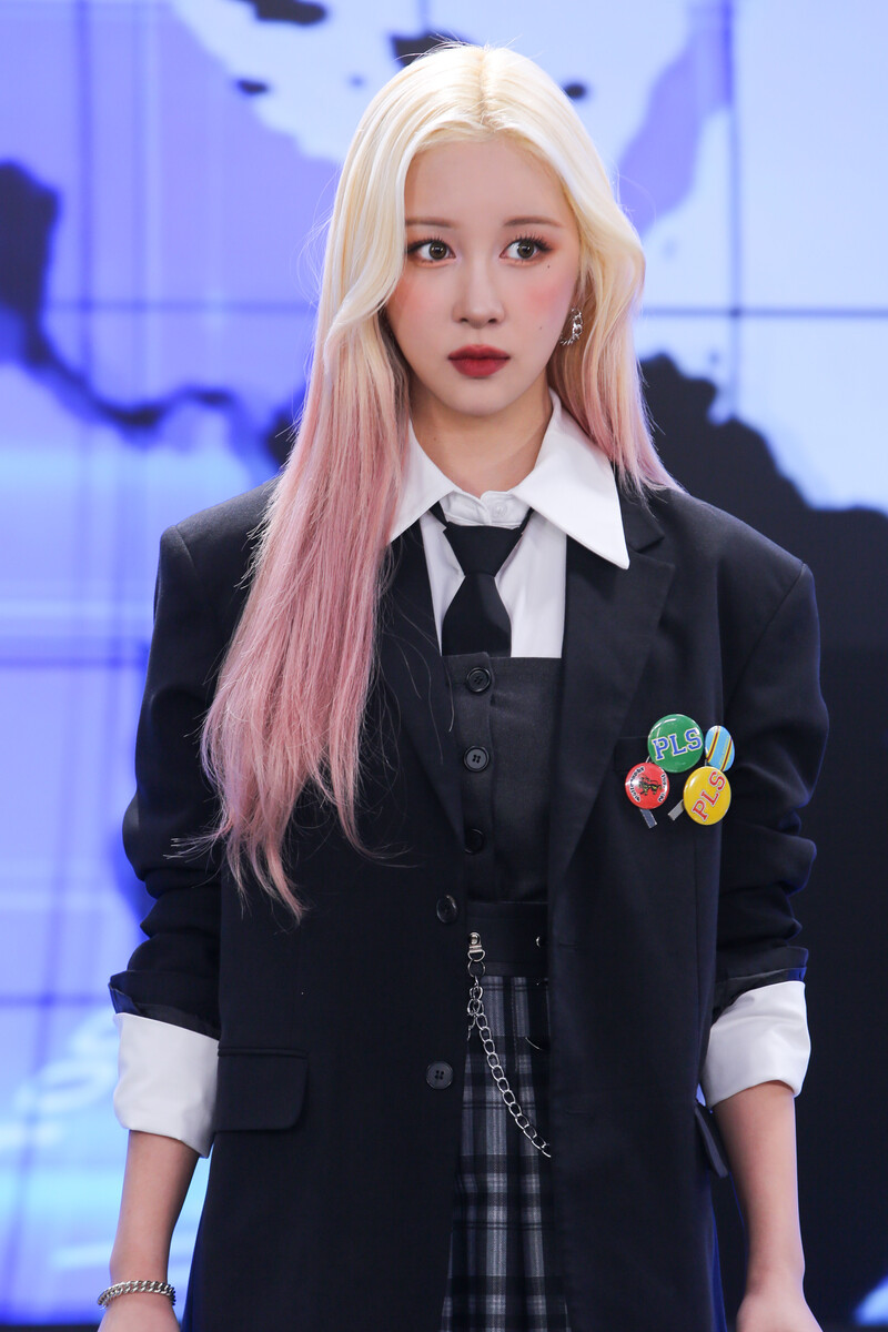 220110 Starship Naver Post - WJSN CHOCOME 'Super Yuppers' MV Shoot documents 1