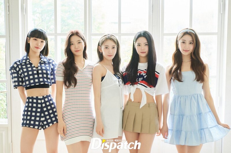 220617 LE SSERAFIM - 'FEARLESS' Promotion Photoshoot by Dispatch documents 1