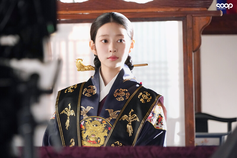 221226 SOOP Naver Post - Kim Minju - 'The Forbidden Marriage' Behind documents 6