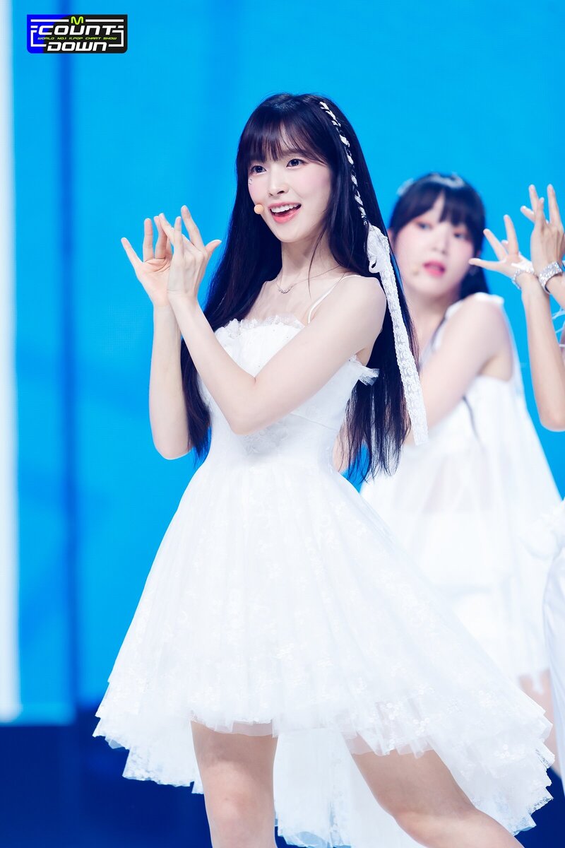 230803 OH MY GIRL Arin - 'Summer Comes' at M COUNTDOWN documents 8