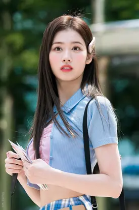 Sana Twice Profile Age Facts 22 Updated Kpopping