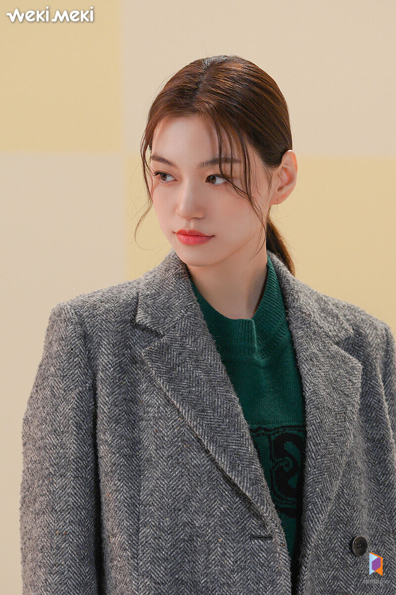 220106 Fantagio Naver Post - Weki Meki Doyeon documents 17