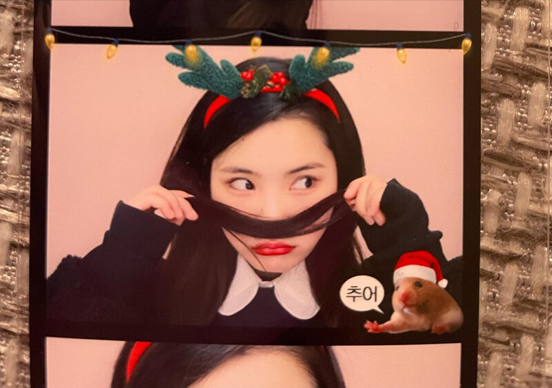 221226 Rina Instagram update documents 2