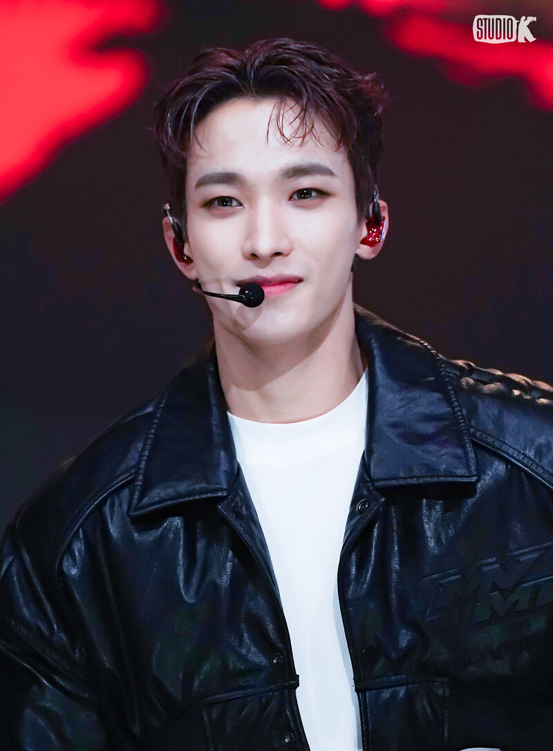 230428 SEVENTEEN DK - 'Super' at Music Bank documents 1