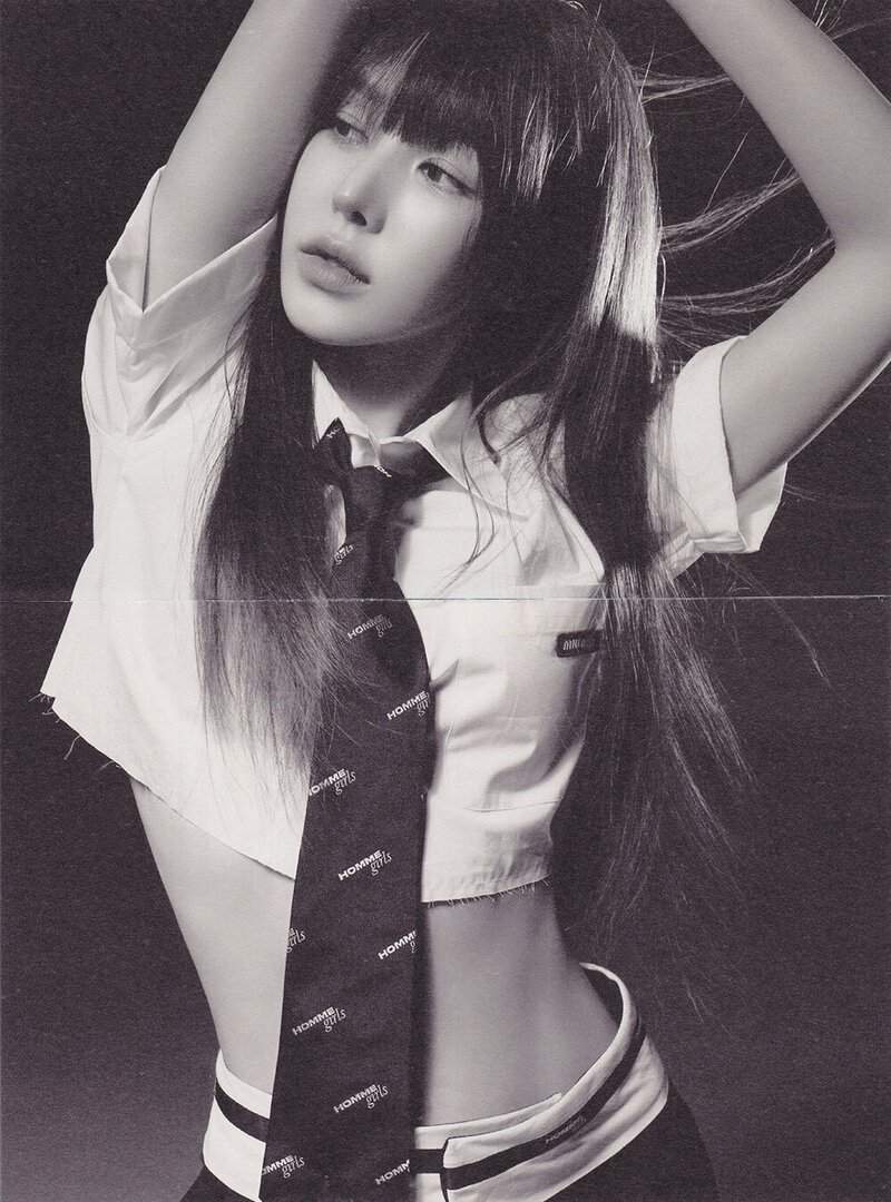 Red Velvet Wendy - 2nd Mini Album 'Wish You Hell' (Scans) documents 20