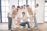 201224 Wevese Update - BTS - Our Story, Chapter 1. BTS finds itself immersed in a story!