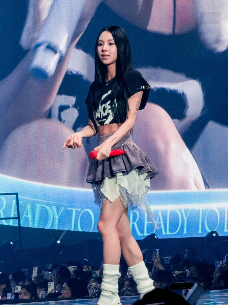 230923 TWICE Chaeyoung - ‘READY TO BE’ World Tour in Bangkok Day 1 documents 2