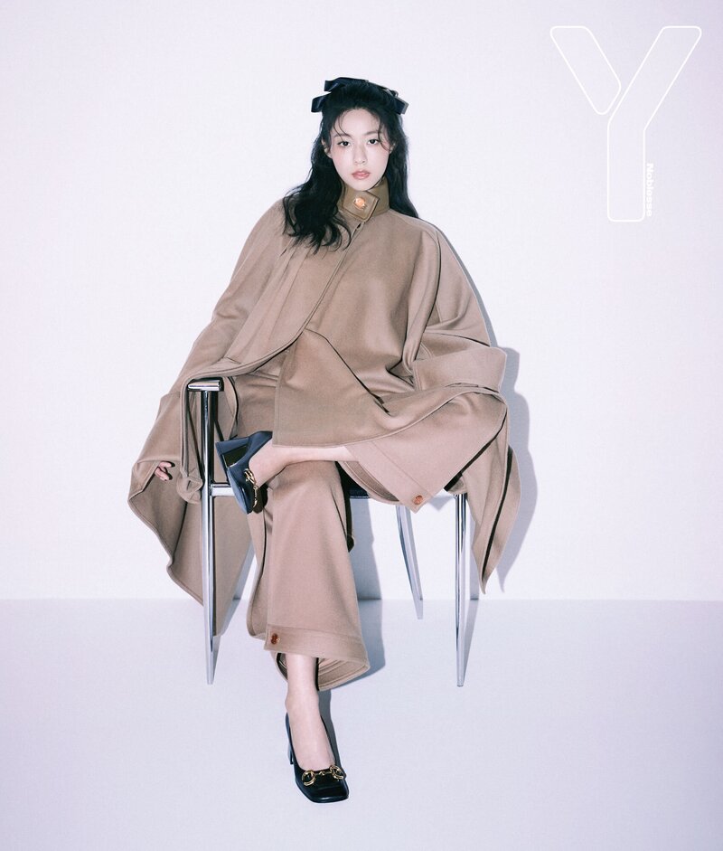 Seolhyun for Y Magazine Issue No.8 documents 5