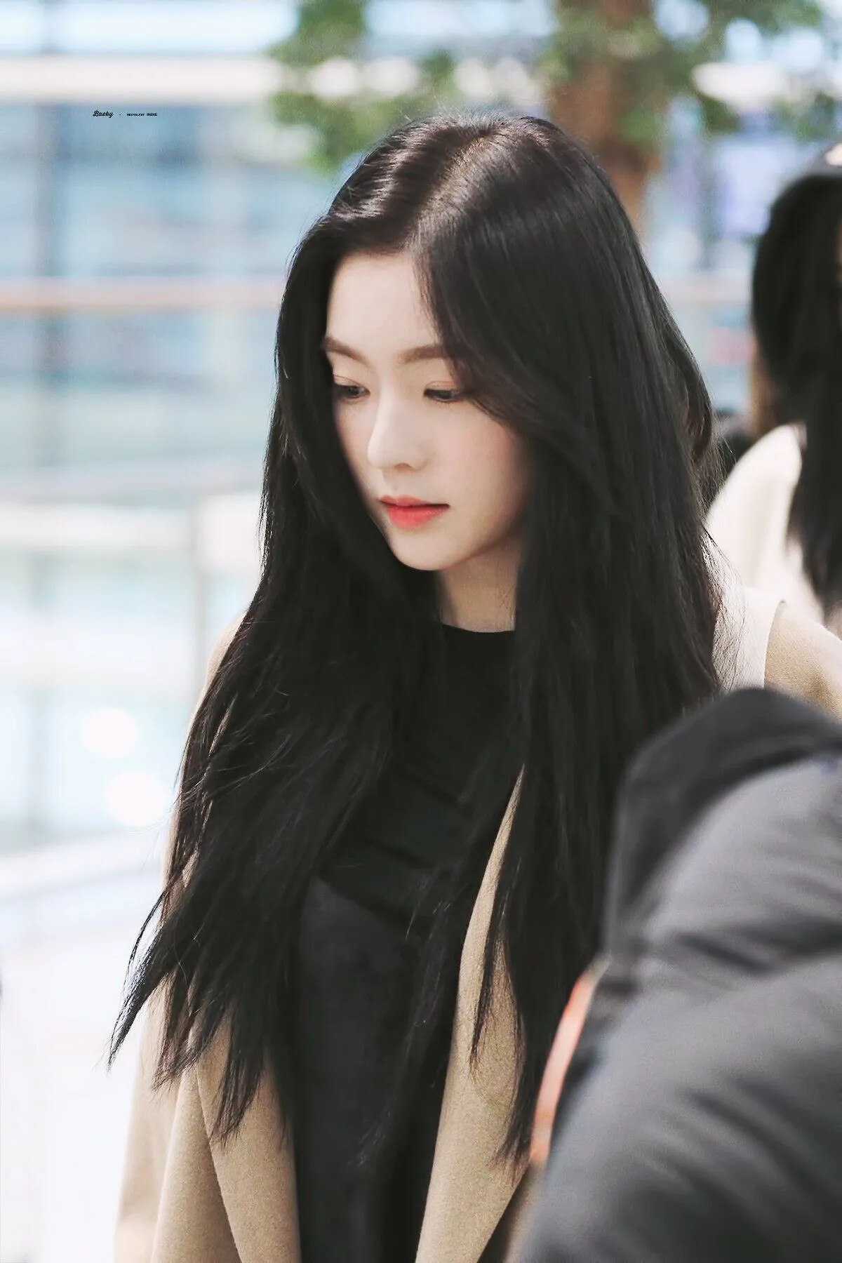 190206 Red Velvet Irene at Incheon International Airport | kpopping