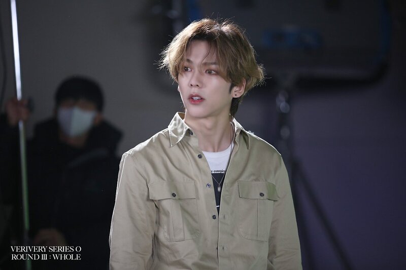 220503 Jellyfish Ent. Naver Post - Verivery at 'Undercover' Behind the Scenes documents 20