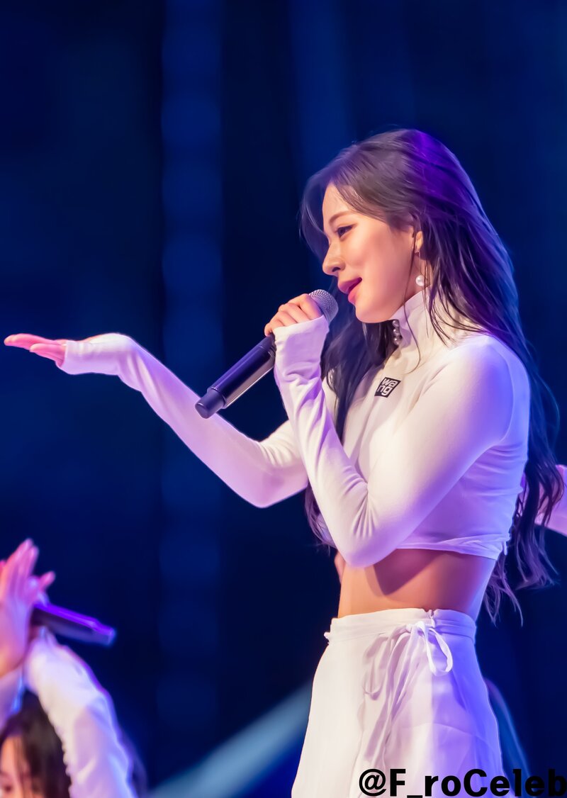 221028 fromis_9 Chaeyoung - Hanbat National University Festival documents 17
