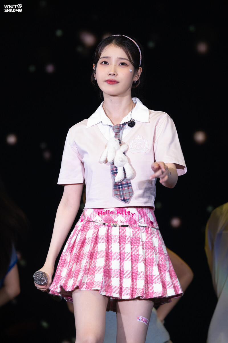 240707 IU - ‘H.E.R.’ World Tour in Osaka Day 2 documents 2