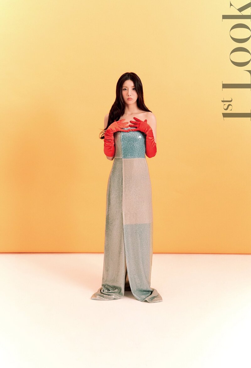 Kwon Eunbi for 1st Look Magazine Vol. 225 documents 2