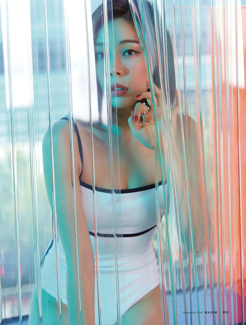 Ladies_Code_Ashley_Maxim_September_2018_issue_12.jpg