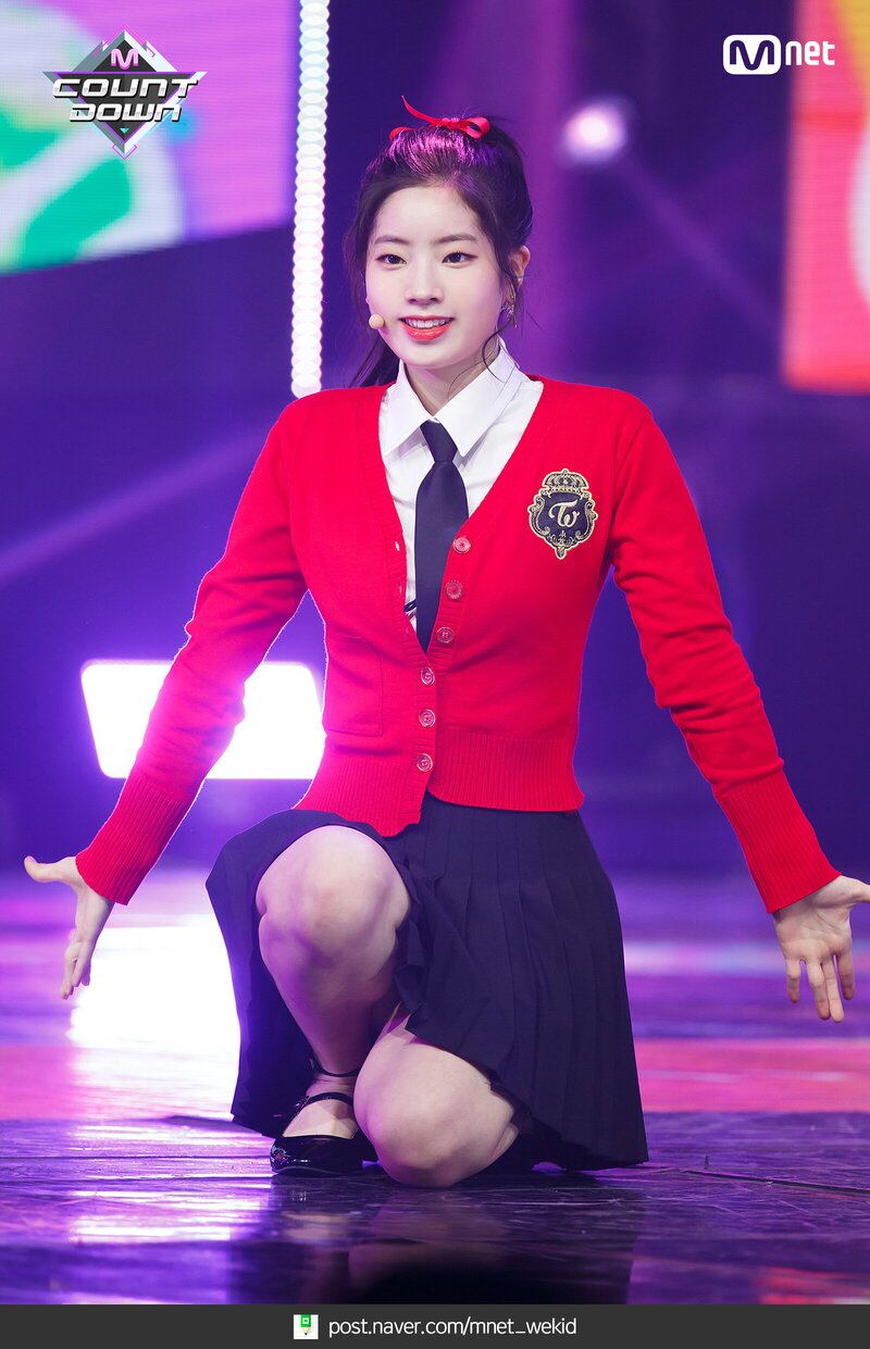 180426 TWICE Dahyun - 'What is Love?' at M COUNTDOWN documents 2