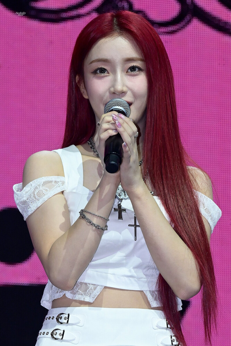 240701 STAYC Sumin - "Metamorphic" Comeback Showcase documents 4