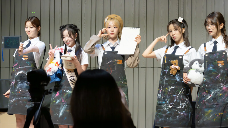 240830 WOOAH at fansign event documents 3