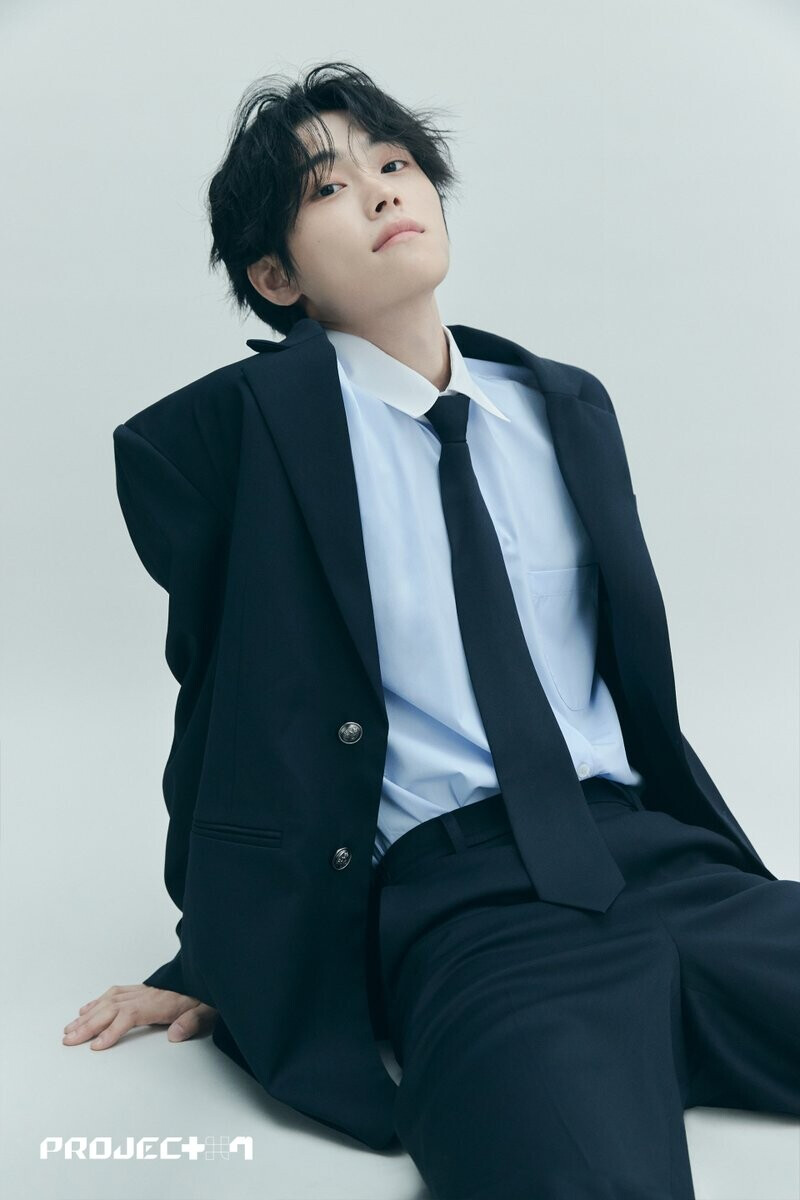 Lee Jihoon PROJECT7 Profile Photos documents 4