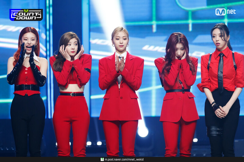 210513 ITZY 'Mafia in the morning' at M Countdown documents 2