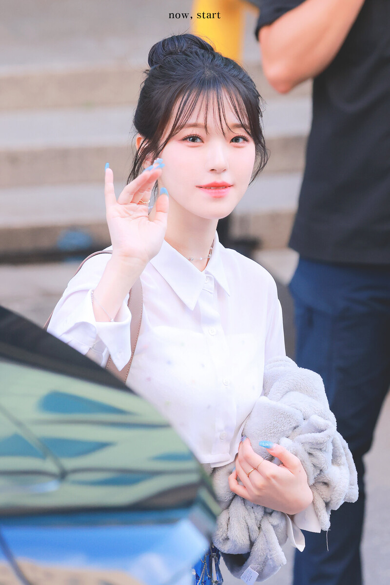 220715 fromis_9 Jiheon documents 2