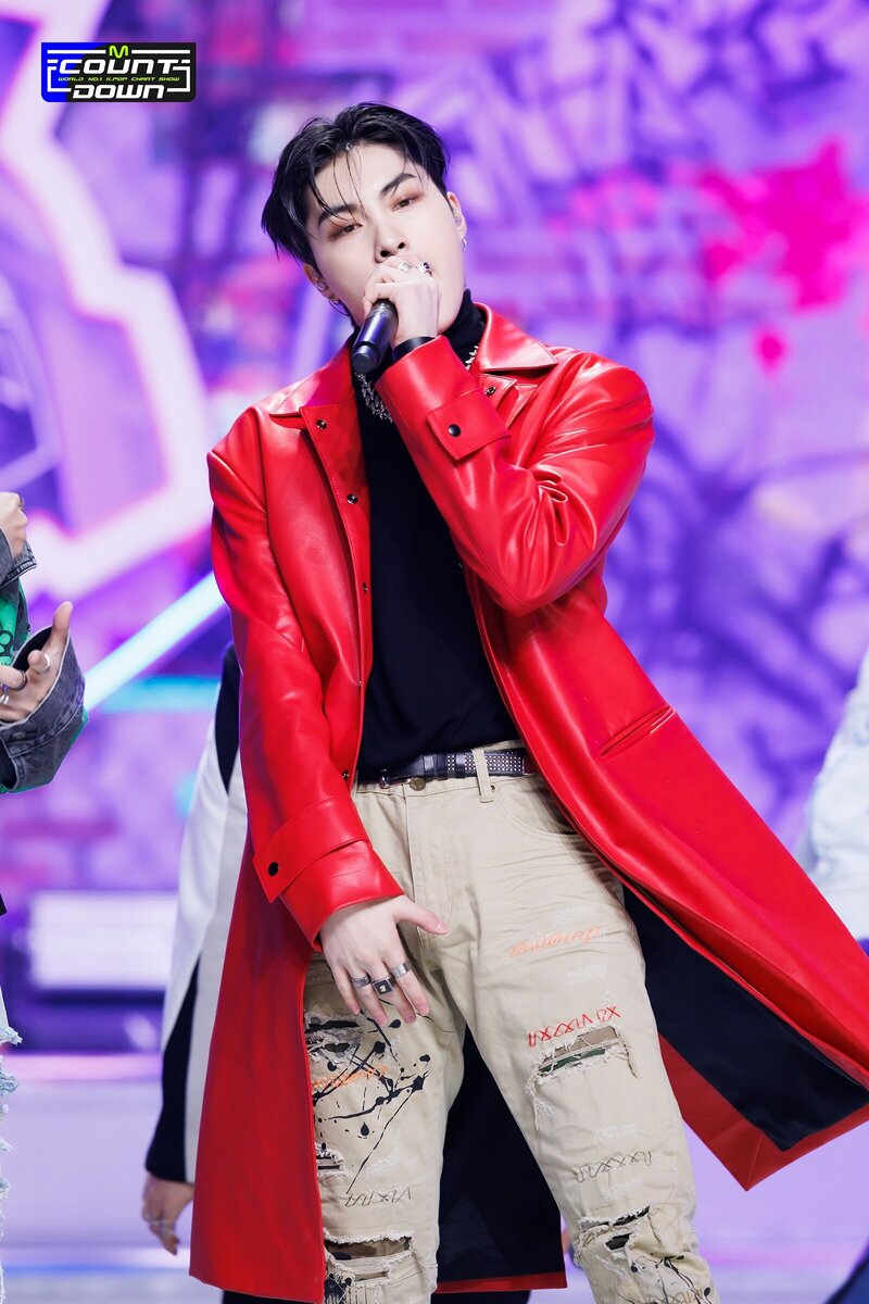 221229 TO1 - 'Troublemaker' at M Countdown (Renta) documents 6