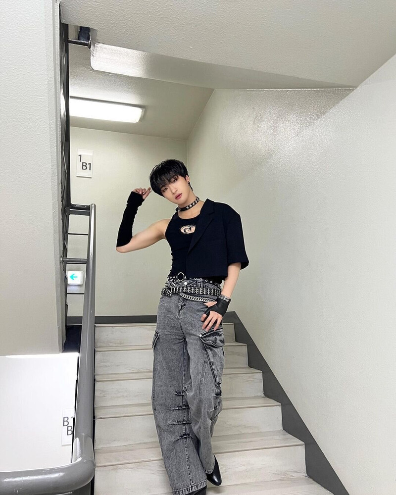 230629 ATEEZ Instagram Update - Seonghwa documents 3