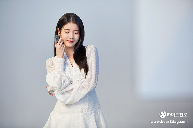 231229 Chamisul - IU - 2023 Poster Photoshoot Behind documents 1