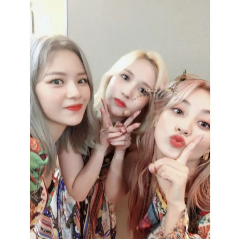0604 Twice Instagram Update Jeongyeon Mina Jihyo Kpopping