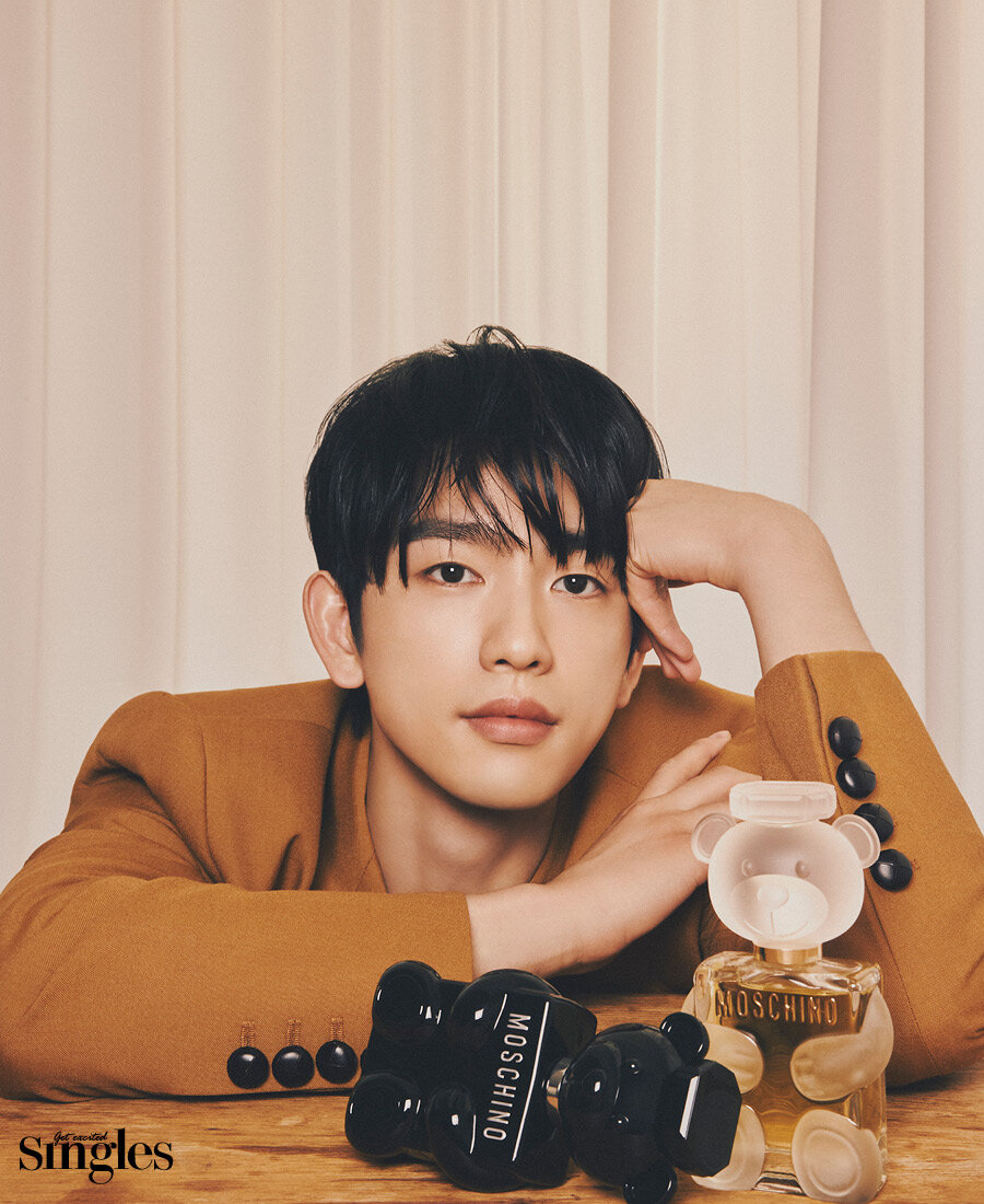 JINYOUNG for THE SINGLES Magazine x MOSCHINO Dec Issue 2021 | kpopping