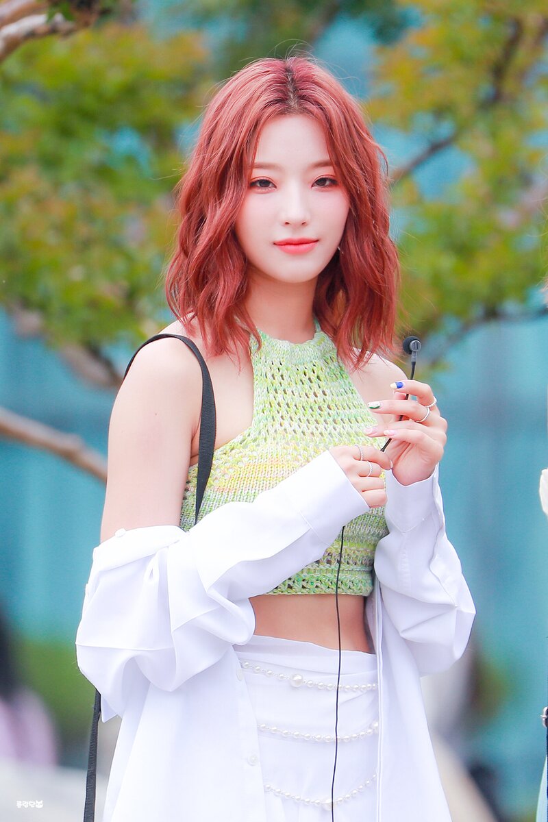 220708 fromis_9 Saerom documents 1
