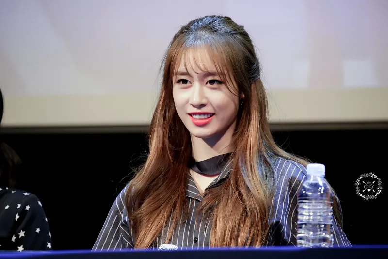 Jiyeon1120.jpg