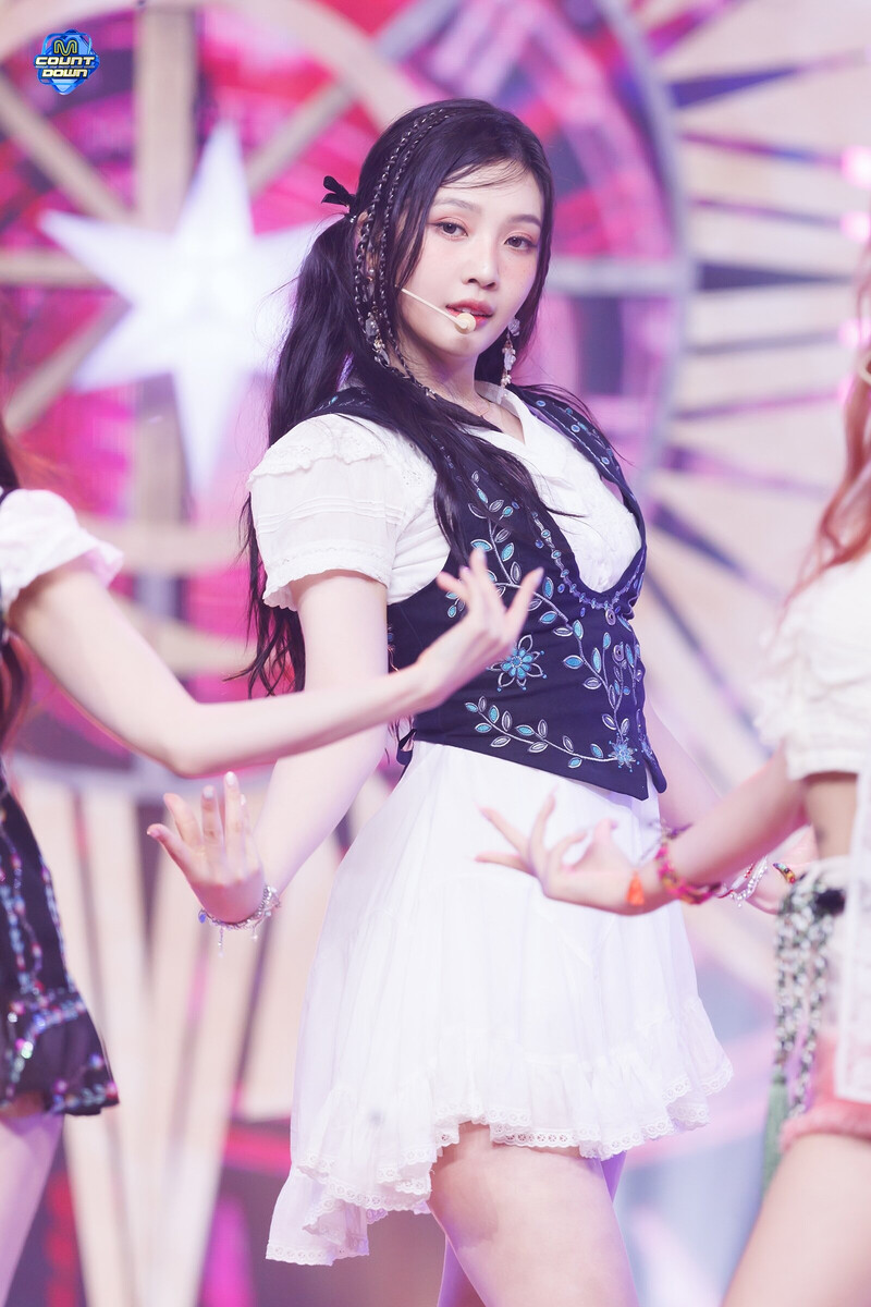 240627 Red Velvet Joy - 'Cosmic' at M Countdown documents 2