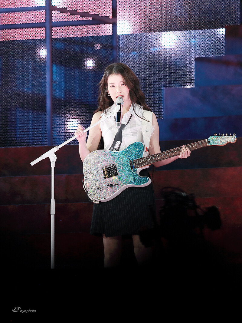 240921 IU - HEREH World Tour Concert Encore: The Winning in Seoul Day 1 documents 2