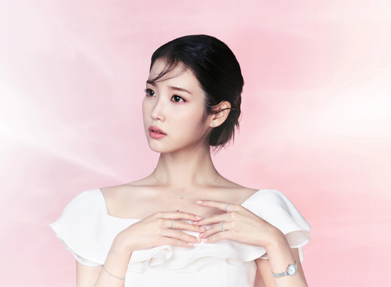 IU for J.ESTINA 2021 Spring Collection documents 1