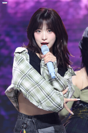 241023 Billlie Haruna - 'remembrance candy' at Show Champion