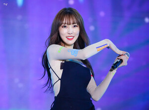 191006 GFRIEND Yuju