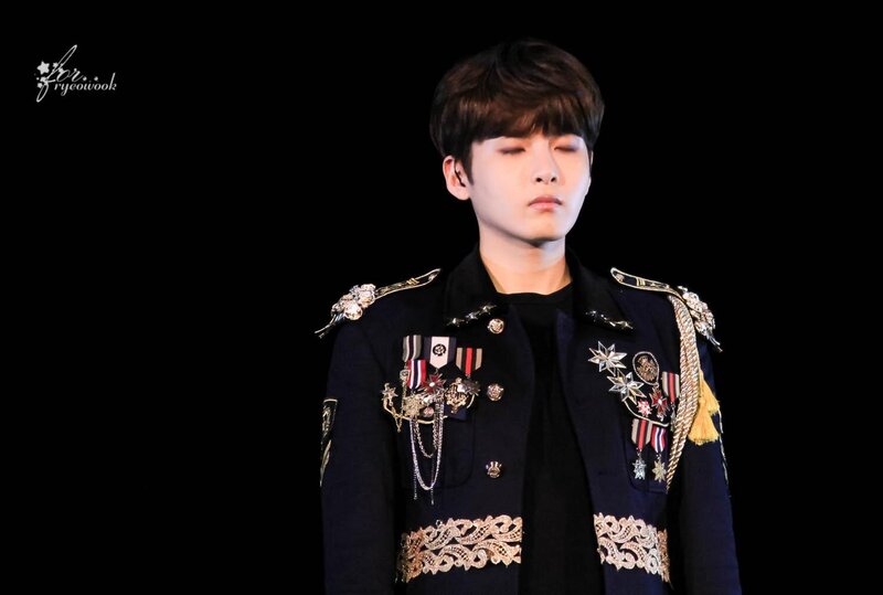 150301 Super Junior Ryeowook at SS6 in Macau documents 2