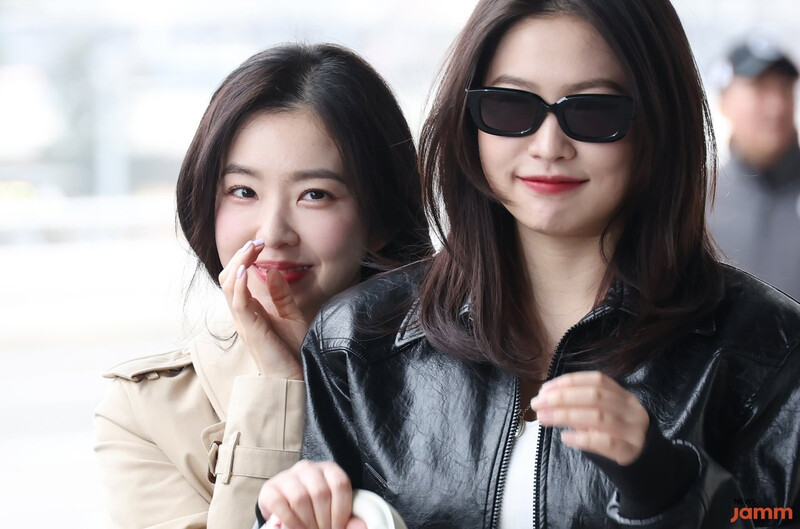 240220 Red Velvet Irene & Yeri - GMP Airport documents 1