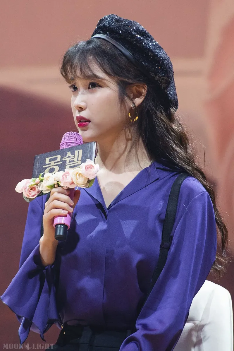 MoonLight_iu-DeDGnUcV0AIZTci-20180525.jpg