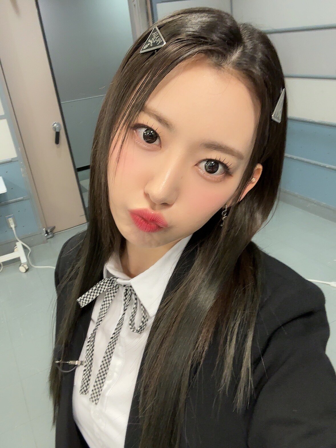 221023 LE SSERAFIM Sakura Instagram Update