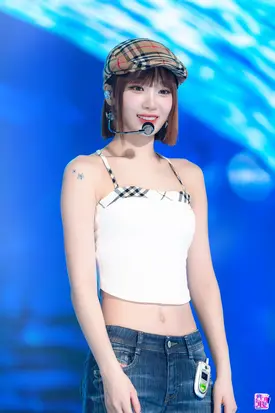 240901 LE SSERAFIM Chaewon - 'Crazy' + '1-800-hot-n-fun' at Inkigayo