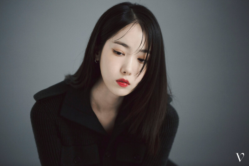 211116 BPM Entertainment Naver Post - VIVIZ Dazed Photoshoot Behind documents 13