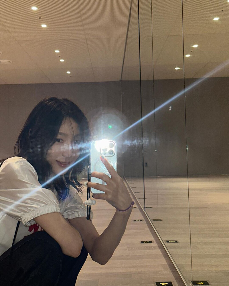 230518 Taeyeon Instagram Post Update documents 6