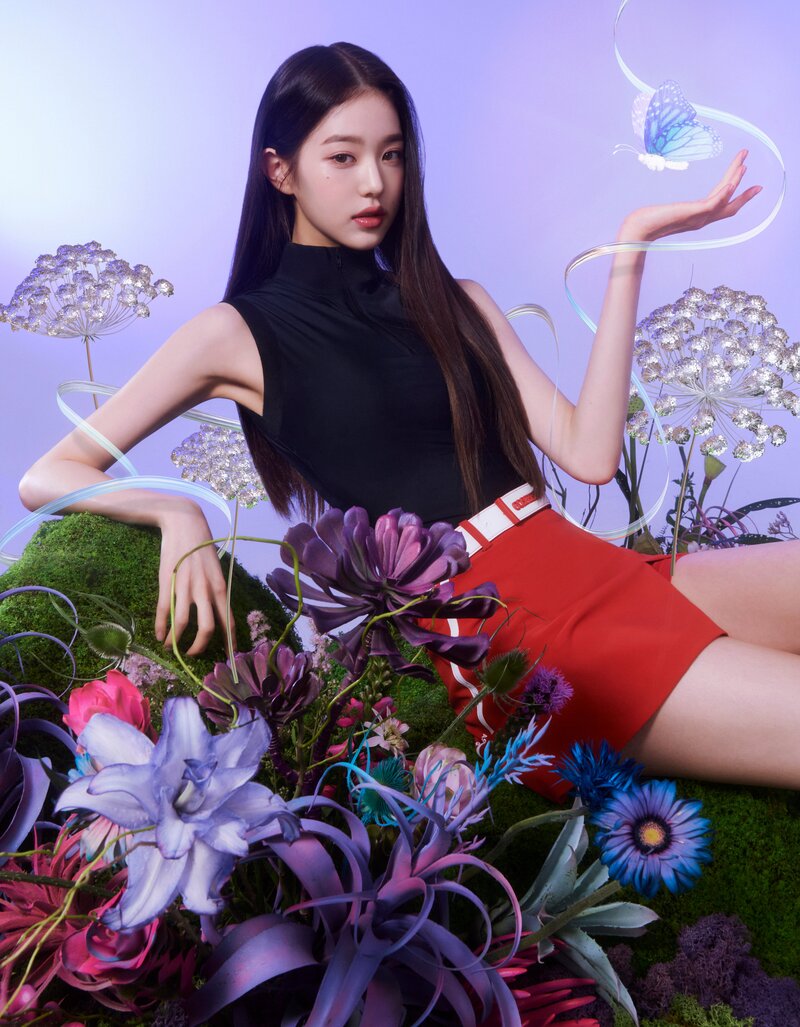 IVE Wonyoung for GOSPHERES 'HOT SUMMER 2022' Collection documents 2