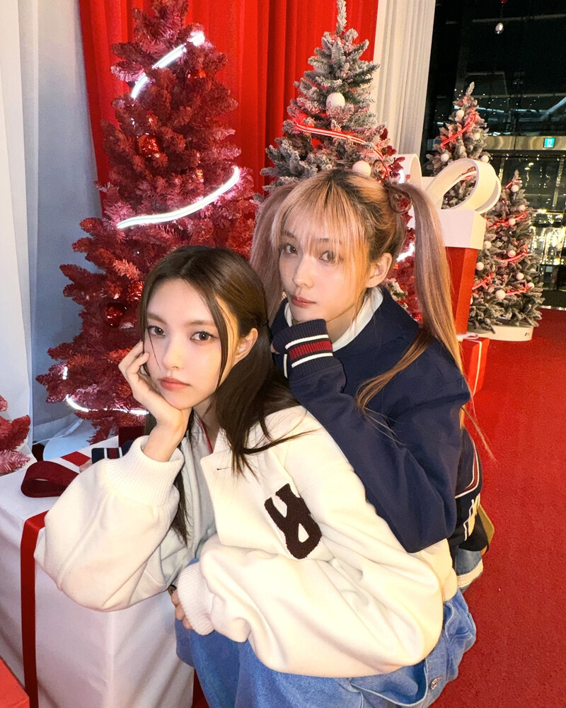 241218 - ILLIT Instagram Update documents 1