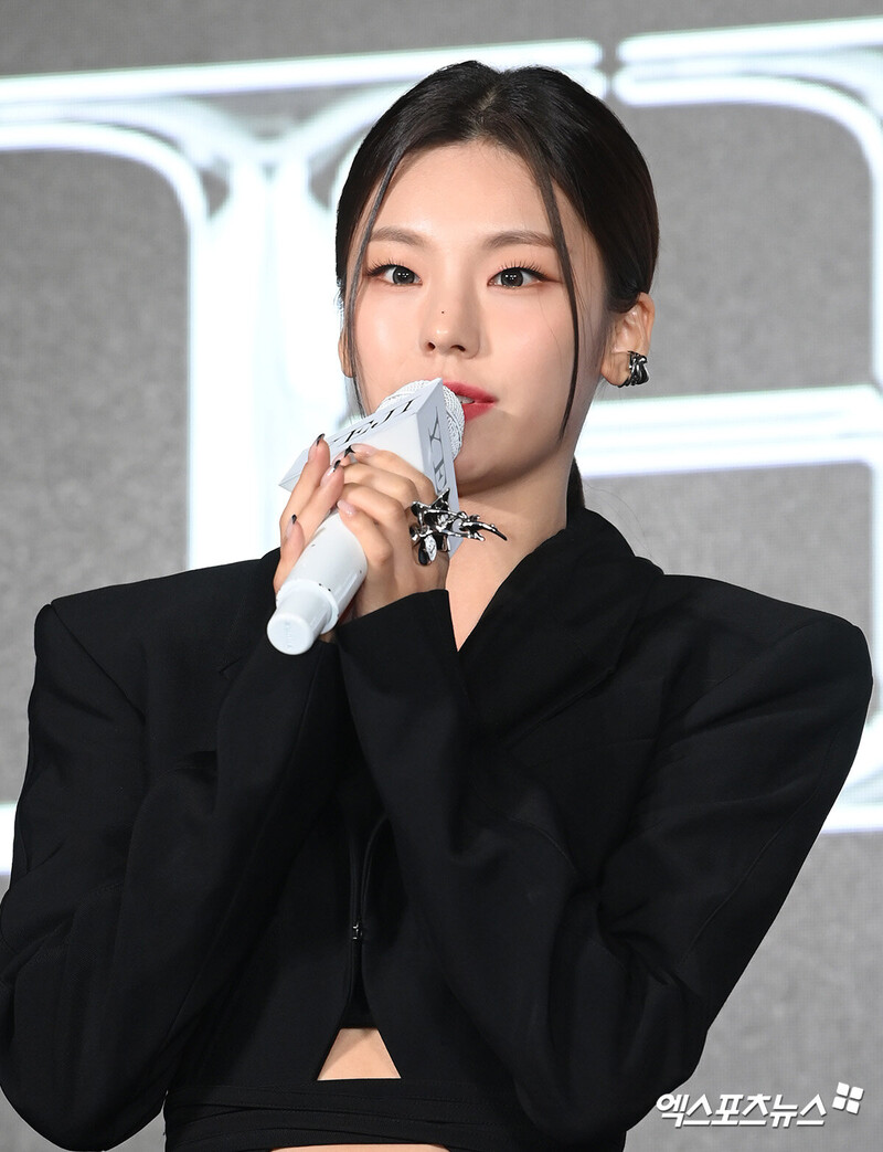 221125 ITZY Yeji 6th Mini Album 'CHESHIRE' Media Showcase documents 2